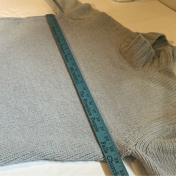 Philosophy High Neck Gray Knit Sweater Size Large - Picture 8 of 10
